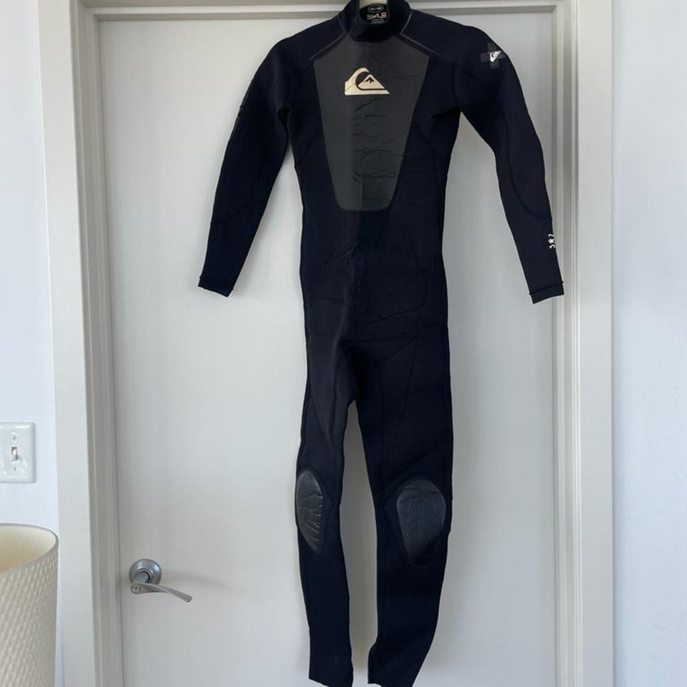 Black Quicksilver Boys Wetsuit Size 14 Syncro GBS Hyperstrech (3x2)